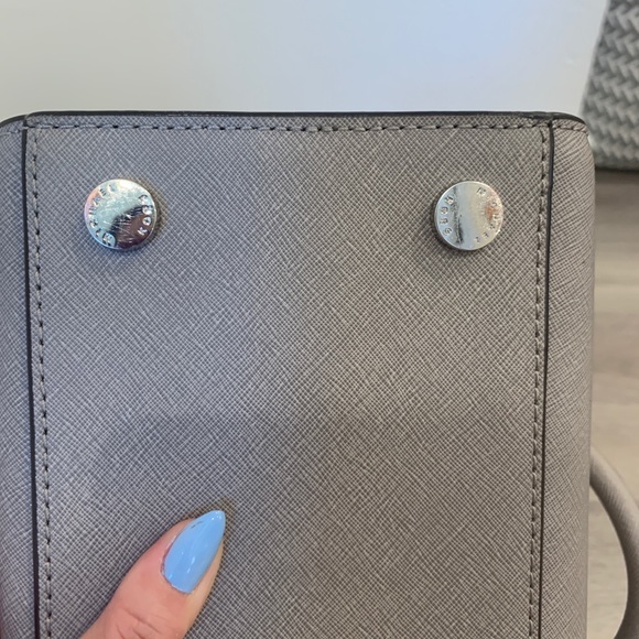 Michael Kors Medium Selma in Grey - Picture 8 of 10